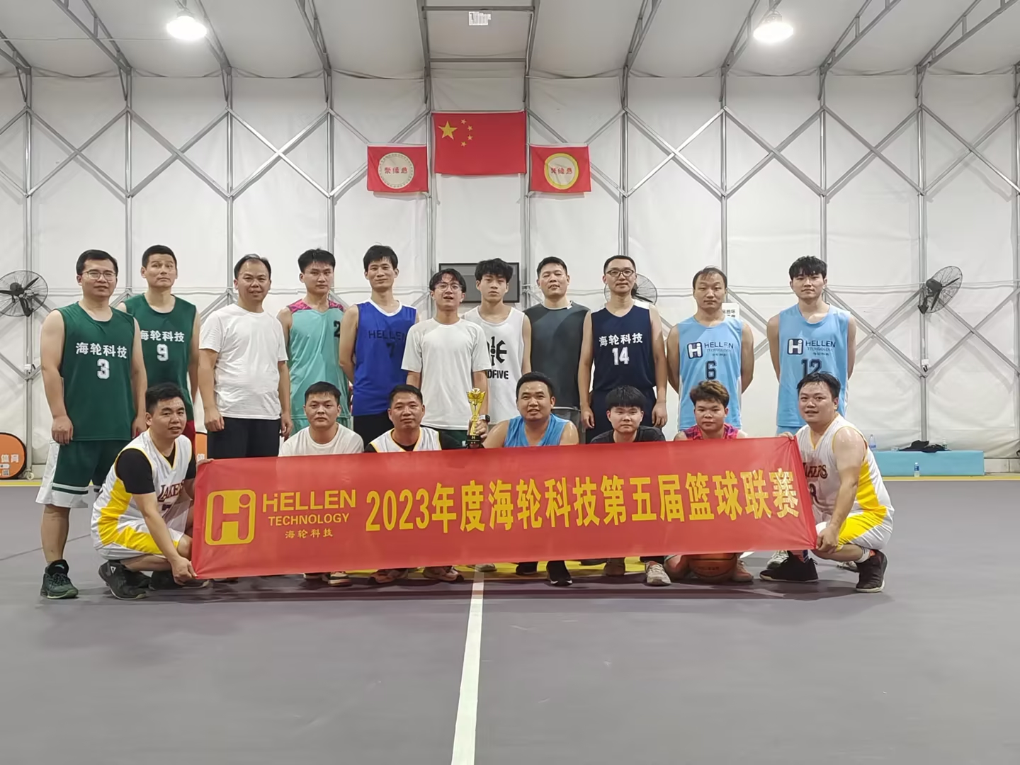 冬日激情|BB贝博艾弗森科技第五届BB贝博艾弗森杯篮球联赛火热进行 2023-12-12